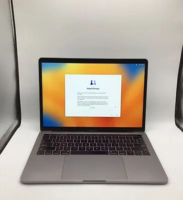 MacBook Pro Retina 13.3-inch (2018) - Core I5 16GB - SSD 256GB • $329.99