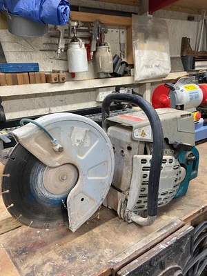 £75 • Buy Makita DPC 6200