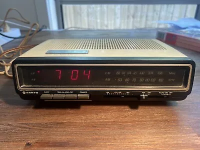 Vintage Sanyo Rm 6000 Alarm Clock Radio - For Parts Or Repair • $49