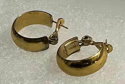 Vintage Monet Gold Tone Hoop Earrings Small Signed Simple Wide Jewelry • $9.99