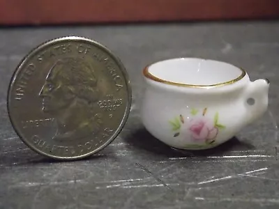 Dollhouse Miniature Porcelain Chamber Pot 1:12 Inch Scale D56 Dollys Gallery • $11.99