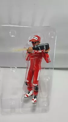 Casey Stoner.  Figurine MotoGP 2007.  Minichamps 1/12.  • $122.24