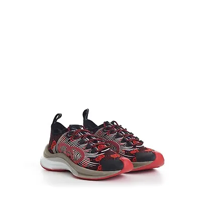 GUCCI 920$ Men's GG Technical Knit Run Sneakers • $690