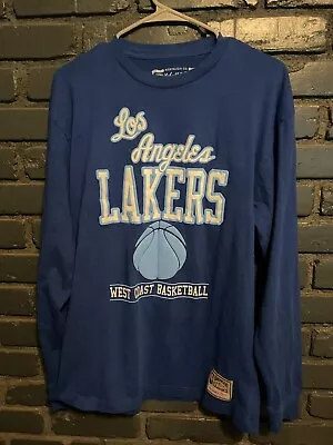 Los Angeles Lakers Blue Mitchell & Ness Puffer Letter Long Sleeve Large • $22