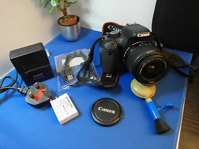 Canon EOS 550D Shutter Count 2138 18-55 IS II Lens. Charger. USB . Cap. 9/10.. • £182