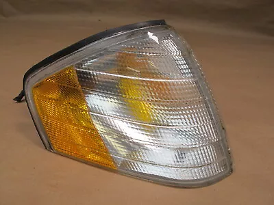 🥇94-02 Mercedes R129 Sl-class Front Right Turn Signal Corner Light Lamp Oem • $125.99