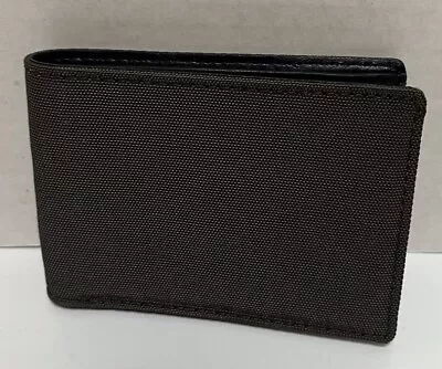 Skagen Nylon/Leather Mens Wallet Bifold. • $24.99