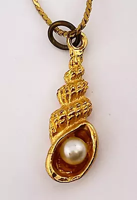 Vintage Monet Tropical Shell Pearl Pendant Necklace Gold Tone Costume • $19.70