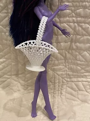 Accessory_Barbie Monster High Doll 12 _White Flower Mesh Basket Easter Miniature • $6.95