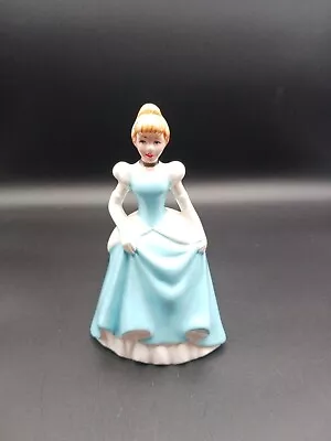 Walt Disney Vintage Cinderella Figurine 5.5  Japan Beautiful  • $17.50