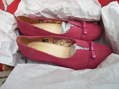 New Hotters Antoinette Magenta Pink Suede Shoes Size UK 9 US 11 EU 43 • £49.99