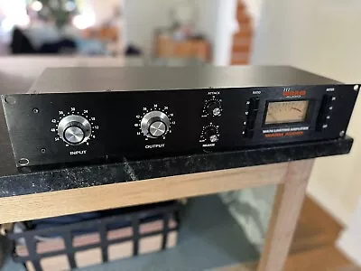 Warm Audio WA76 Discrete Compressor 1176 • $350