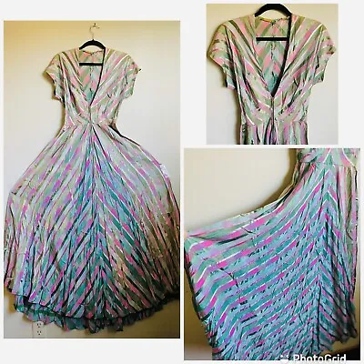 Vintage 1940s Green Pink Taffeta Front Zip Boudoir Dressing Gown Robe Dress XS/S • $89