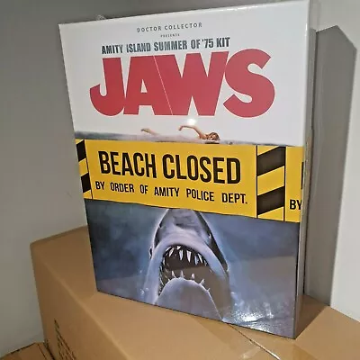 Jaws Amity Island Summer Of '75 Accessory Kit Souvenir Gift Box Doctor Collector • £46.90