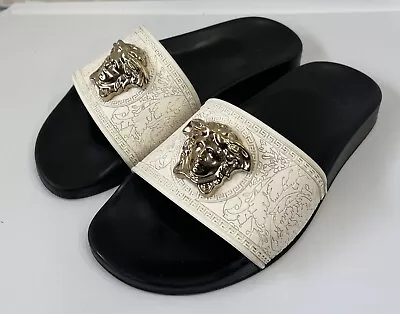 Versace Pool Slide Sandal White And Black Gold Medusa Head Women’s Size 35 US 5 • $160