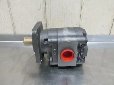 Muncie P731832 Hydraulic Gear Pump • $499.99