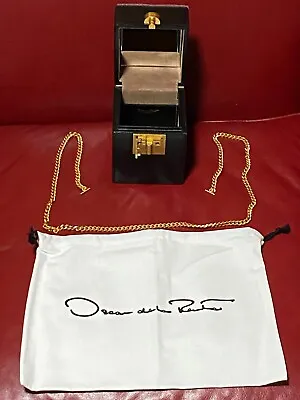 $2390 Oscar De La Renta SAFFIANO ALIBI BAG 0H8001SAF_BLK | BLACK & GOLD | OS • $699.66