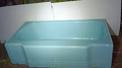 Vintage Pre Owned Cast Iron Bathtub • $1100