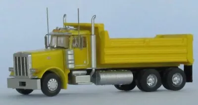 Trainworx (n) 47975 Yellow Peterbilt 379 Dump Truck - New • $45