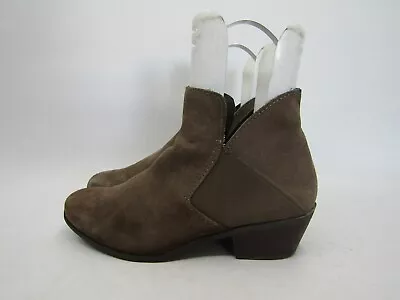 Me Too Womens Size 9.5 M Brown Suede Ankle Fashion Boots Bootie • $24.69