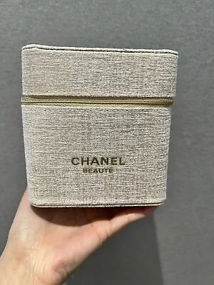 Chanel Vip Gift Beaute White & Gold Makeup Box Case Travel Case Cosmetic • $88.88