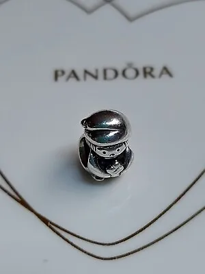 Genuine Pandora Silver🧝 Elf With Present🧝 Charm S925 ALE • £10