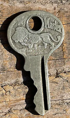 Vintage Master Padlock LION Key ~ #2092   • $8.50