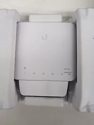 UBIQUITI USW-FLEX 5 PORT MANAGED POE-POWERED SWITCH - NEW Open Box • $84.95