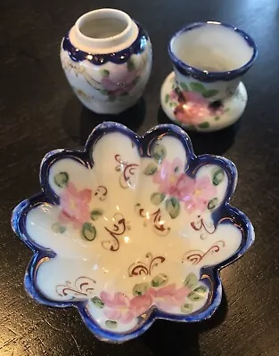 Vintage Hand Painted Porcelain Set Of 3 Beautiful Dish Vases Made In Japan • $30