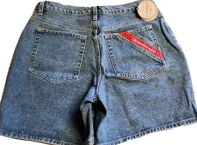 Z. CAVARICCI Jean Shorts Adult Size 32 Embroider Pocket Blue High Rise Denim NWT • $31.20