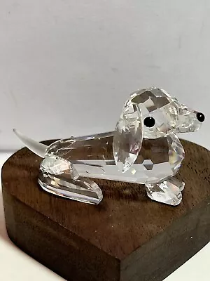 Vintage Swarovski Crystal Mini Dachshund Weiner Dog Frosted Tail RETIRED 7672 • $45.99