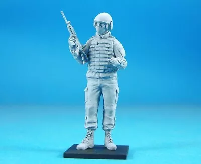 Legend LF-0126 1/35 Modern US AFV Crew • $11.15