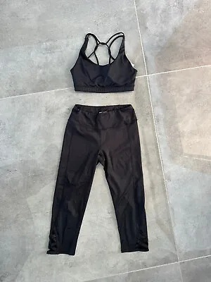Hollister Women’s Black Cropped 3/4 Leggings And Sports Bra Bundle Set Size XS • £5.99