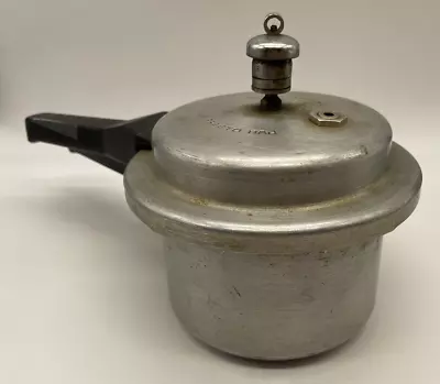 Vintage Presto Raj 1.5 Litres Pressure Cooker With Bobber • $23.18