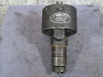 $200 • Buy VW Ignition Distributor BOSCH JFR4 0 231 129 010 0231129010 211905205F