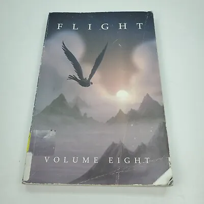 Flight Volume Eight: 8 (Flight Graphic Novels)  Book Kazu Kibuishi Ex Library • £19.25