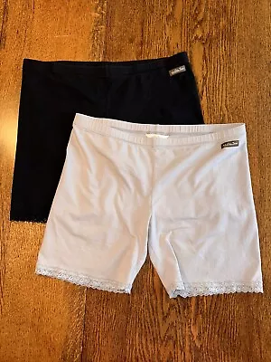 Matilda Jane Womens Lace Trim Bike Shorts Lot Brilliant Daydream Black Gray L • $19.95