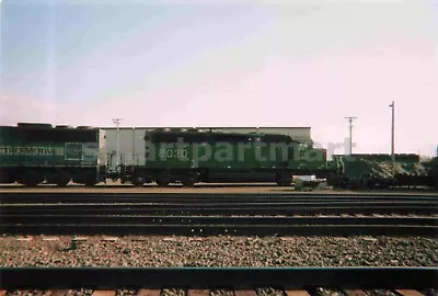 Train Photo - Electromotive BNSF Vintage 4x6 #6950 • $13.57