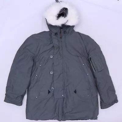 C4608 VTG Extreme Cold Weather Type N-38 Faux Fur Hood Parka Jacket Size M • $39.99