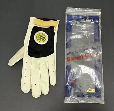 Rare Vintage Circa 1974 Oakland A’s MacGregor Batting Glove Stadium Giveaway • $10