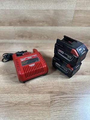 Milwaukee 2x M28 Lithium-Ion Batteries 48-11-2830 And Charger 48-59-2819 • $200