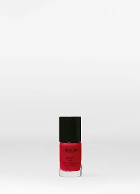 La Biosthetique Brilliant Nail Red Allure • £13.40