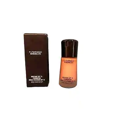 Mac Mineralize  Moisture Foundation NW30 • $90