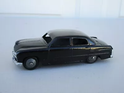 Vintage Dinky #170 Ford Sedan • $14.99