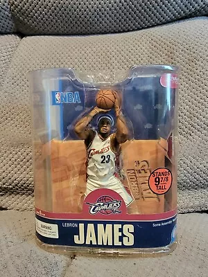 Mcfarlane NBA Series 13 LeBron James     Cavaliers    White Jersey Chase Variant • $14.99