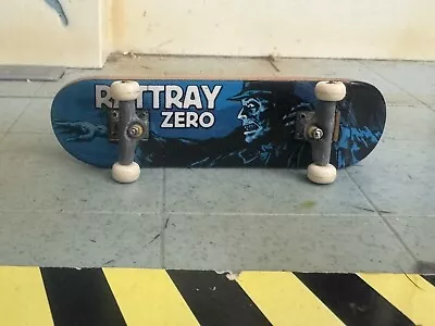 John Rattray Zero Tech Deck Skateboard 96mm Fingerboard Rare Vintage Fallen Cole • $14.41