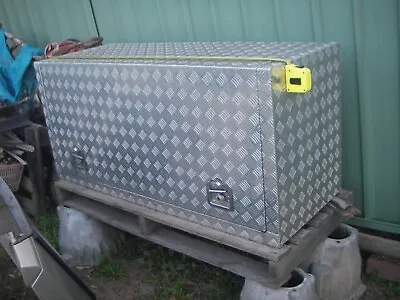 $300 • Buy Alloy Ute Tool Box 1400/55'' X 530/22'' X 650/25.5' Freight Buyer Cost Cas P Up