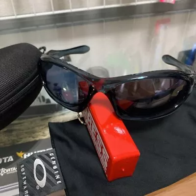 $329 • Buy OAKLEY MONSTER DOG Case Silver Icon 2309M