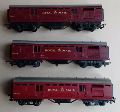 Triang  OO  Gauge Rolling Stock: 3x Royal Mail R23 Coaches Unboxed 1960s • £10