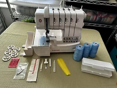 Singer 14T968DC Professional 5 Mechanical Sewing Machine • $475